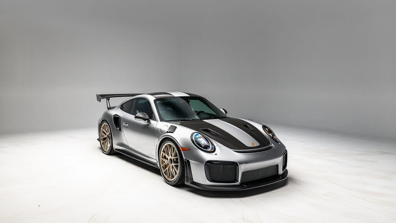 2018 Porsche 991 GT2 RS - Image 21 of 31