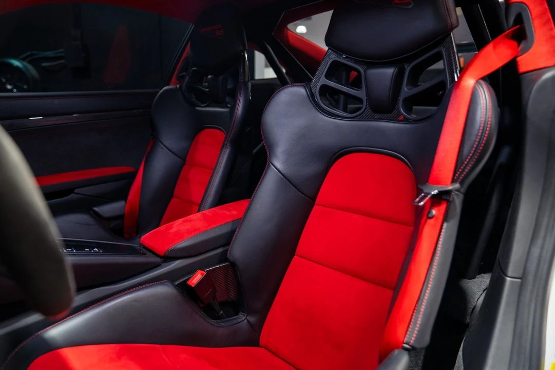 2018 Porsche 991 GT2 RS - Image 17 of 31