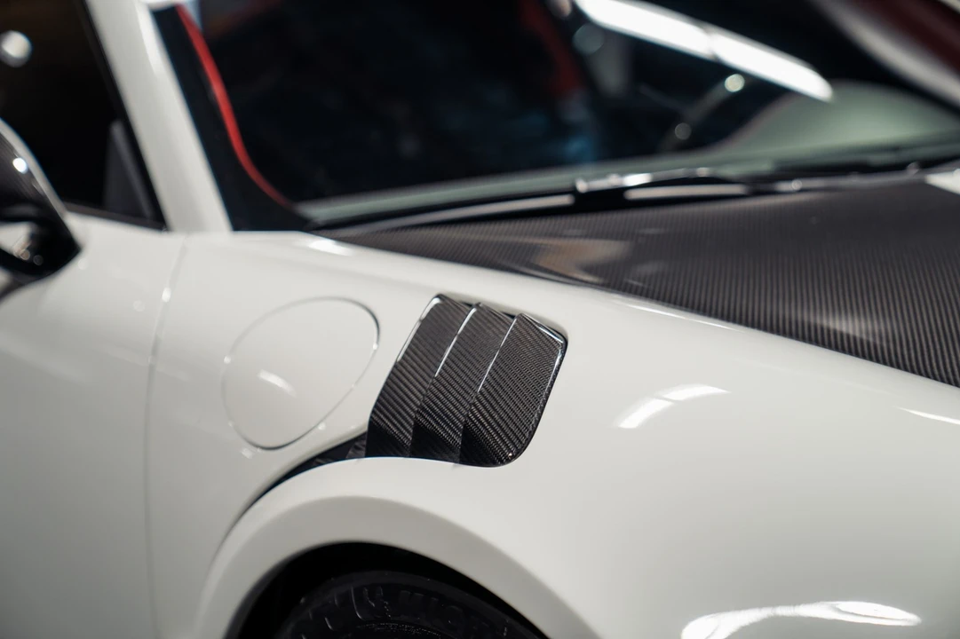 2018 Porsche 991 GT2 RS - Image 12 of 31