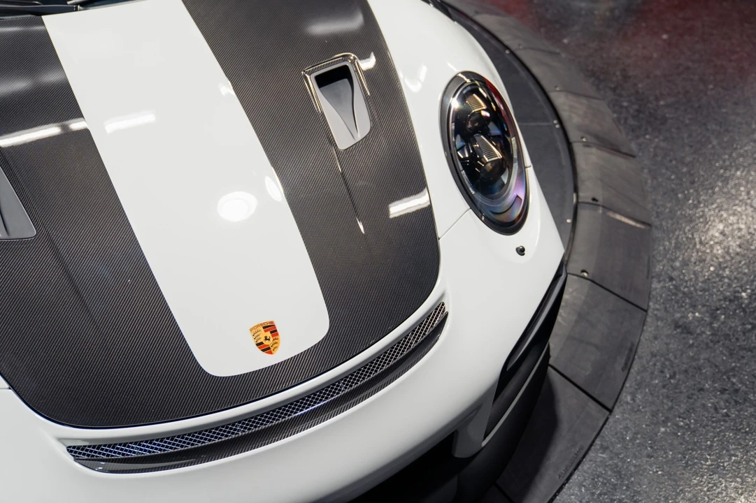 2018 Porsche 991 GT2 RS - Image 9 of 31