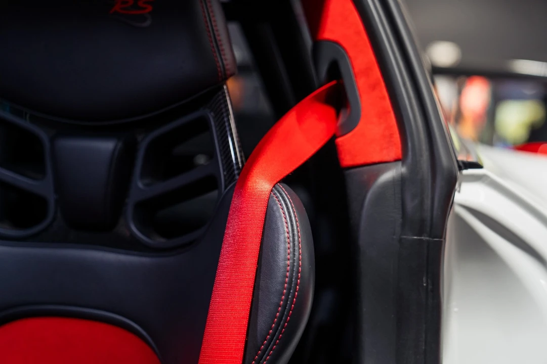 2018 Porsche 991 GT2 RS - Image 24 of 31