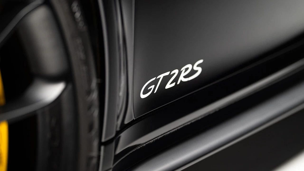 2018 Porsche 991 GT2 RS - Image 24 of 31