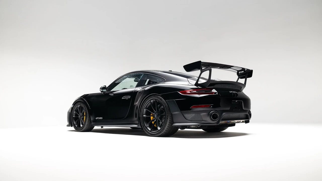 2018 Porsche 991 GT2 RS - Image 12 of 31