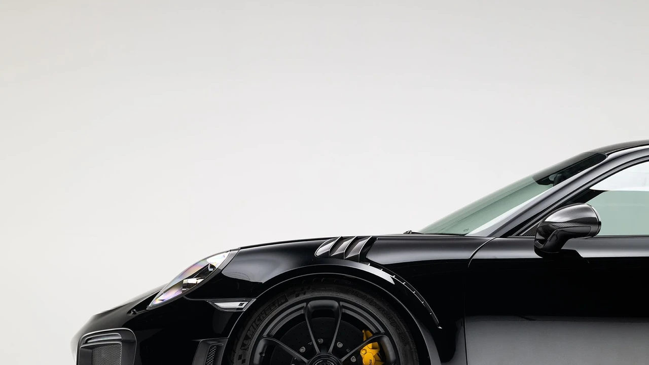 2018 Porsche 991 GT2 RS - Image 21 of 31