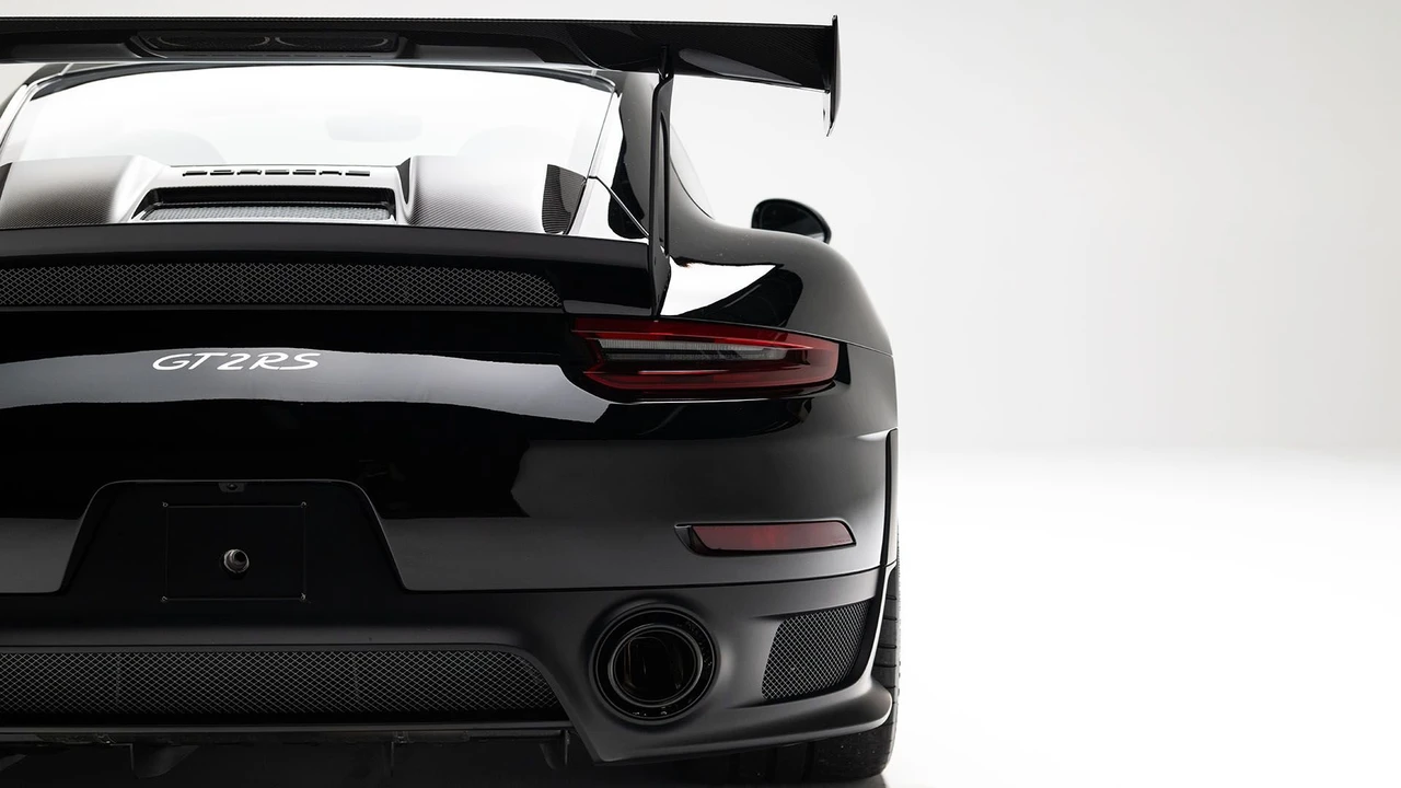2018 Porsche 991 GT2 RS - Image 30 of 31