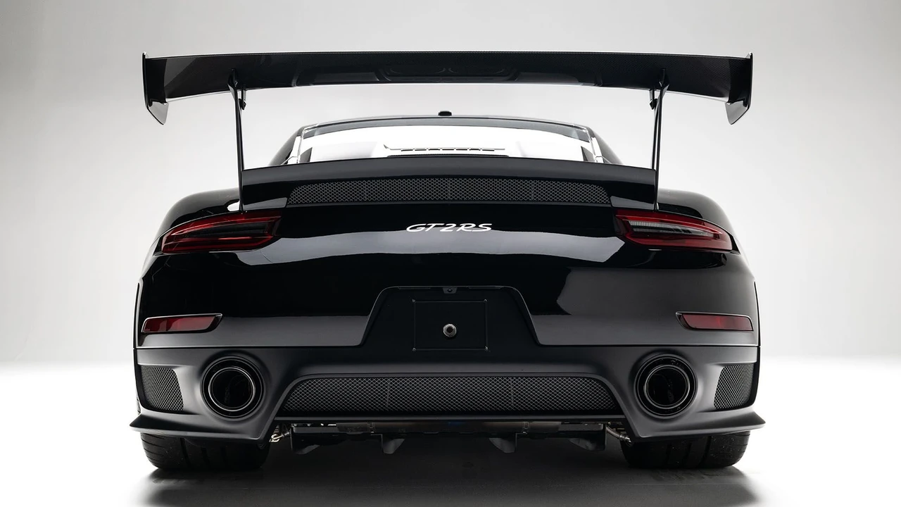 2018 Porsche 991 GT2 RS - Image 15 of 31