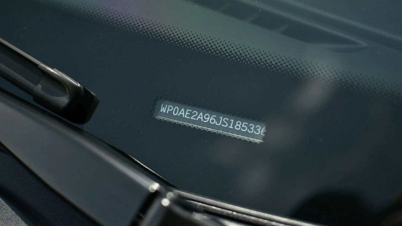 2018 Porsche 991 GT2 RS - Image 25 of 31
