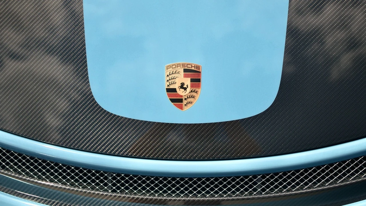 2018 Porsche 991 GT2 RS - Image 7 of 31