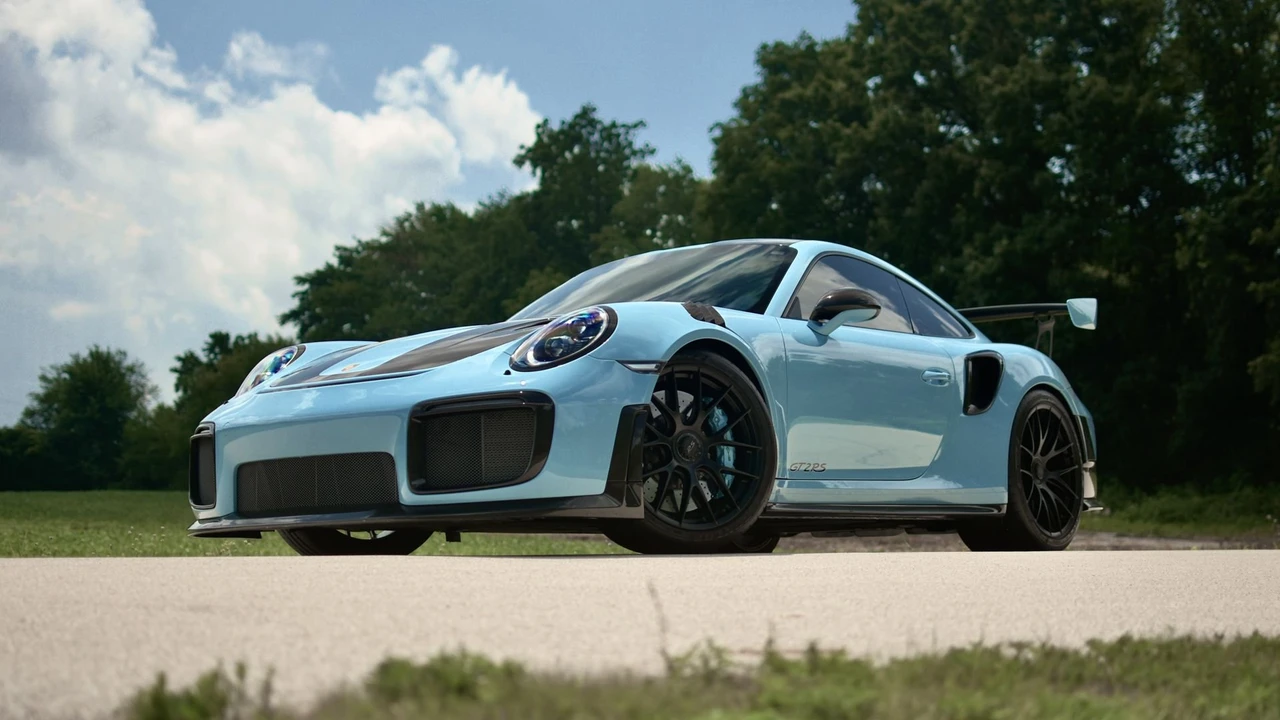 2018 Porsche 991 GT2 RS - Image 11 of 31