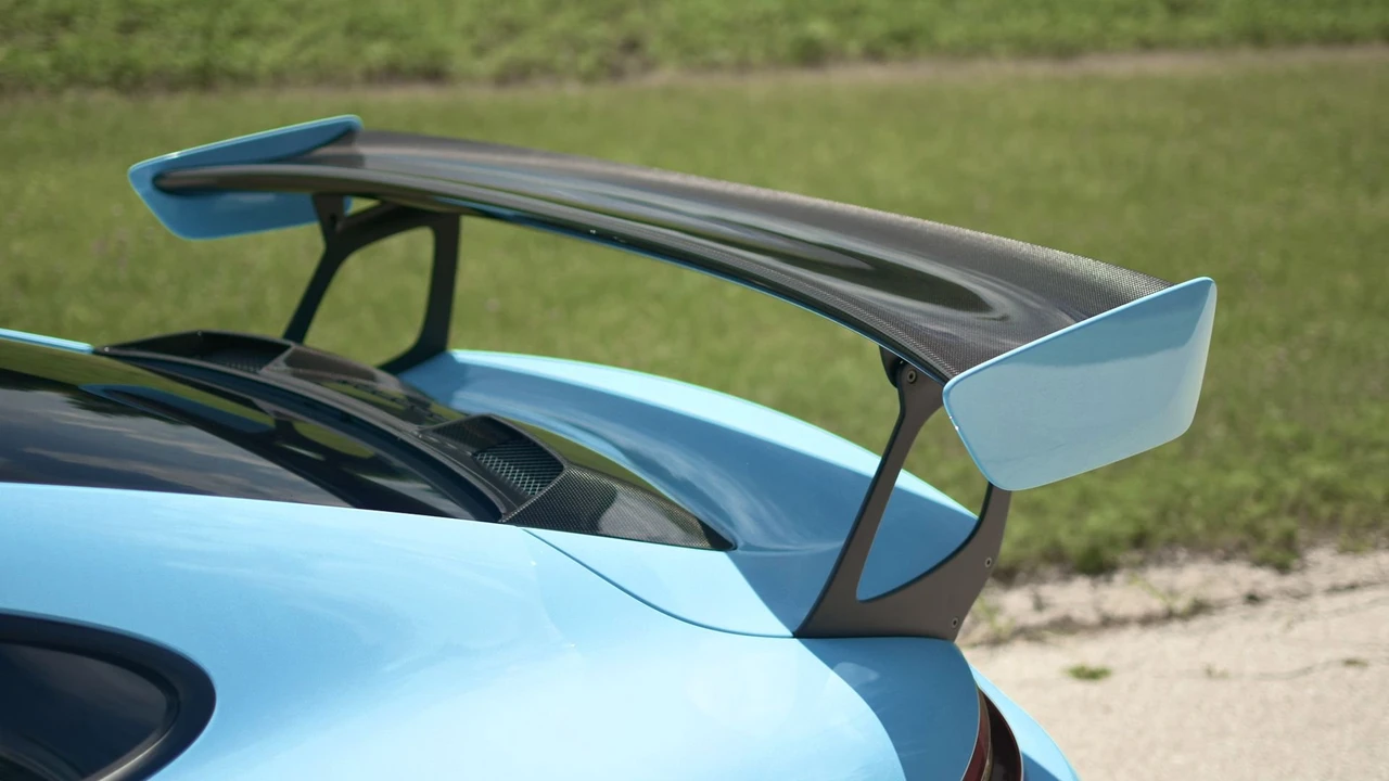 2018 Porsche 991 GT2 RS - Image 29 of 31