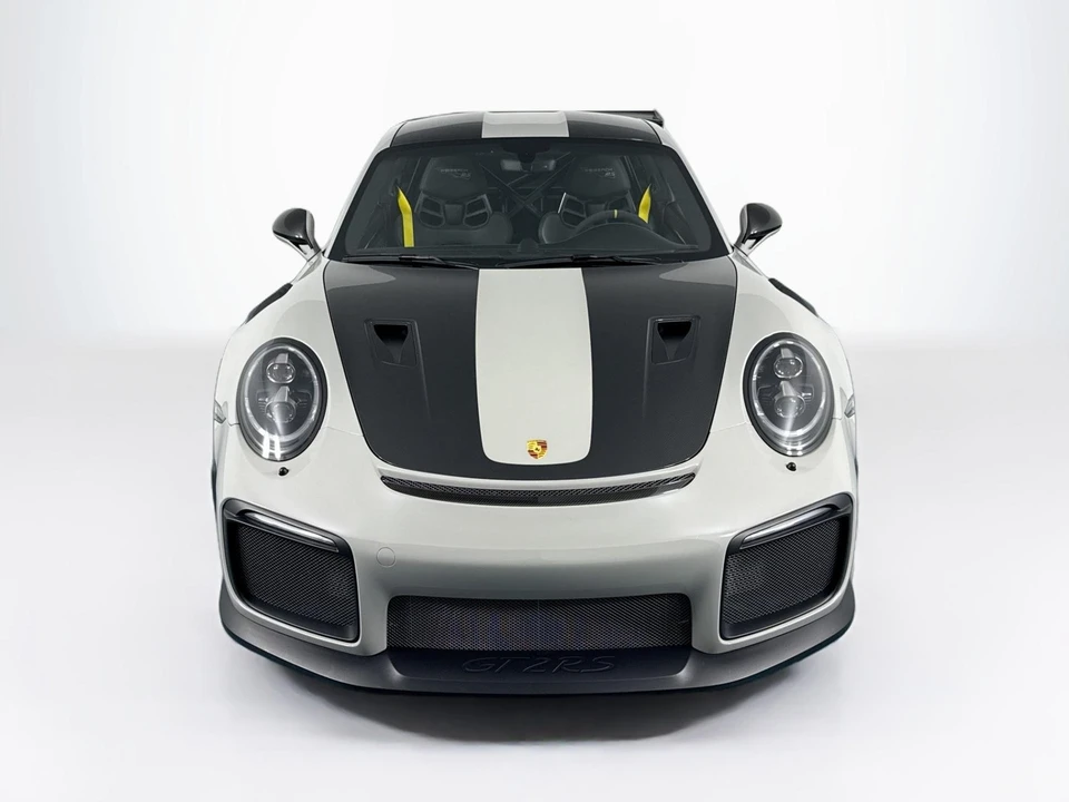2018 Porsche 991 GT2 RS - Image 2 of 31