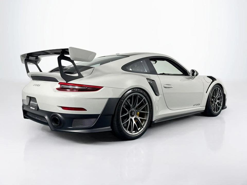2018 Porsche 991 GT2 RS - Image 5 of 31