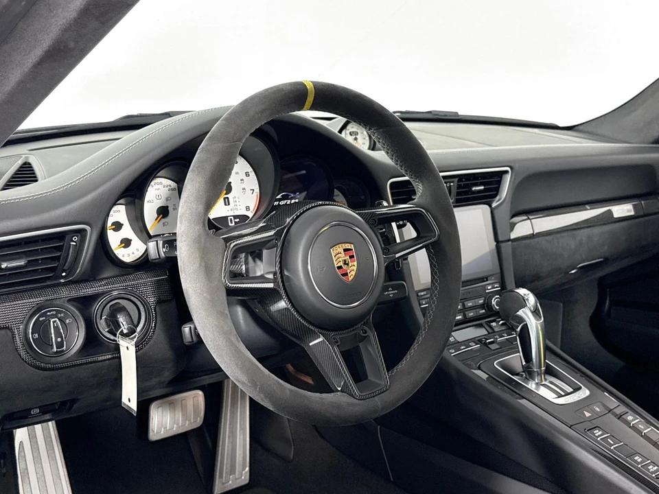 2018 Porsche 991 GT2 RS - Image 12 of 31