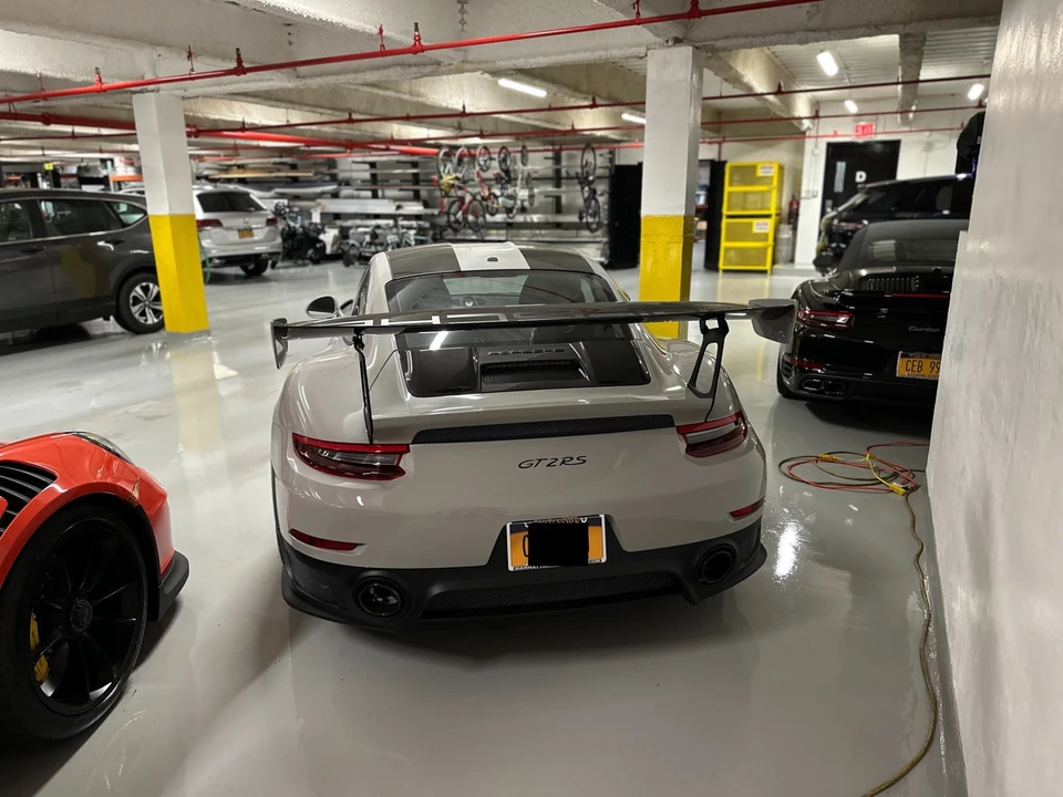 2018 Porsche 991 GT2 RS - Image 9 of 12