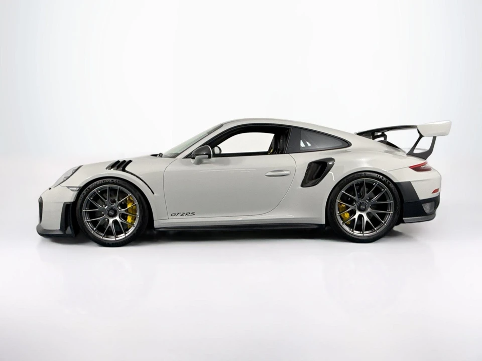 2018 Porsche 991 GT2 RS - Image 8 of 31