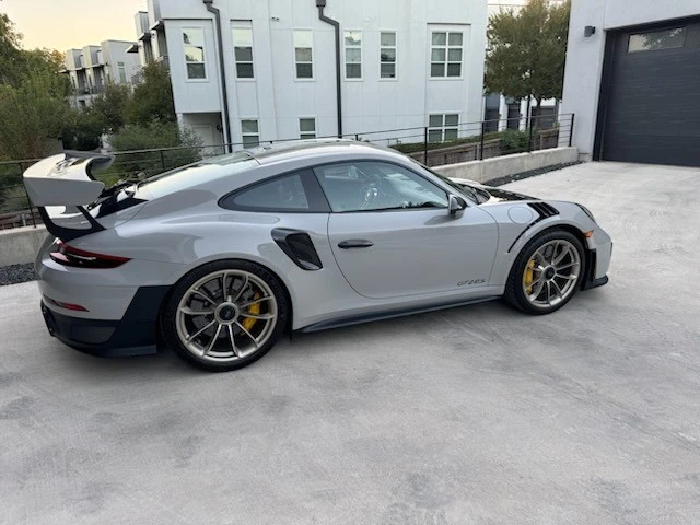 2018 Porsche 991 GT2 RS - Image 6 of 12