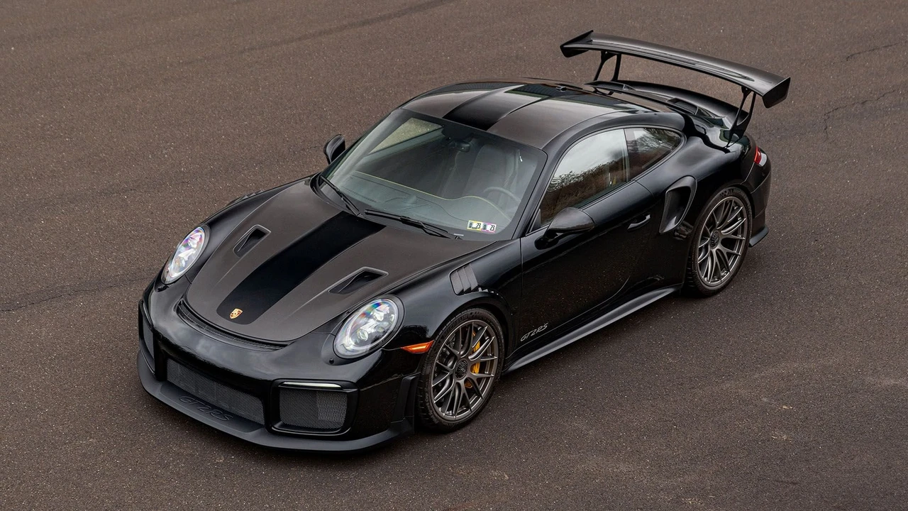 2018 Porsche 991 GT2 RS - Image 6 of 31