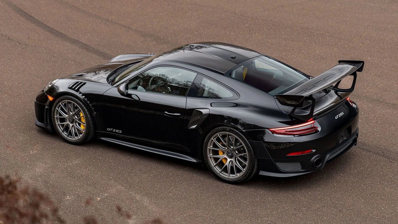 2018 Porsche 991 GT2 RS - Image 13 of 31