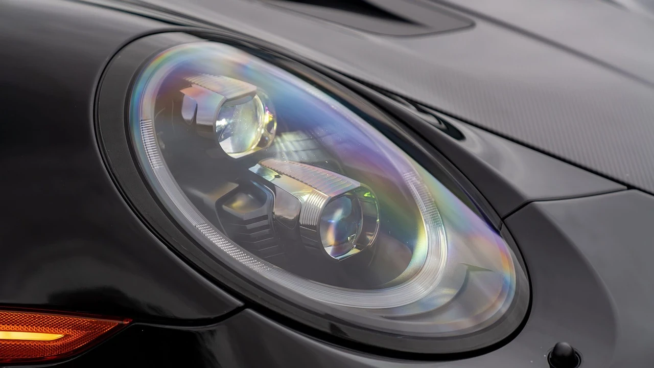 2018 Porsche 991 GT2 RS - Image 21 of 31