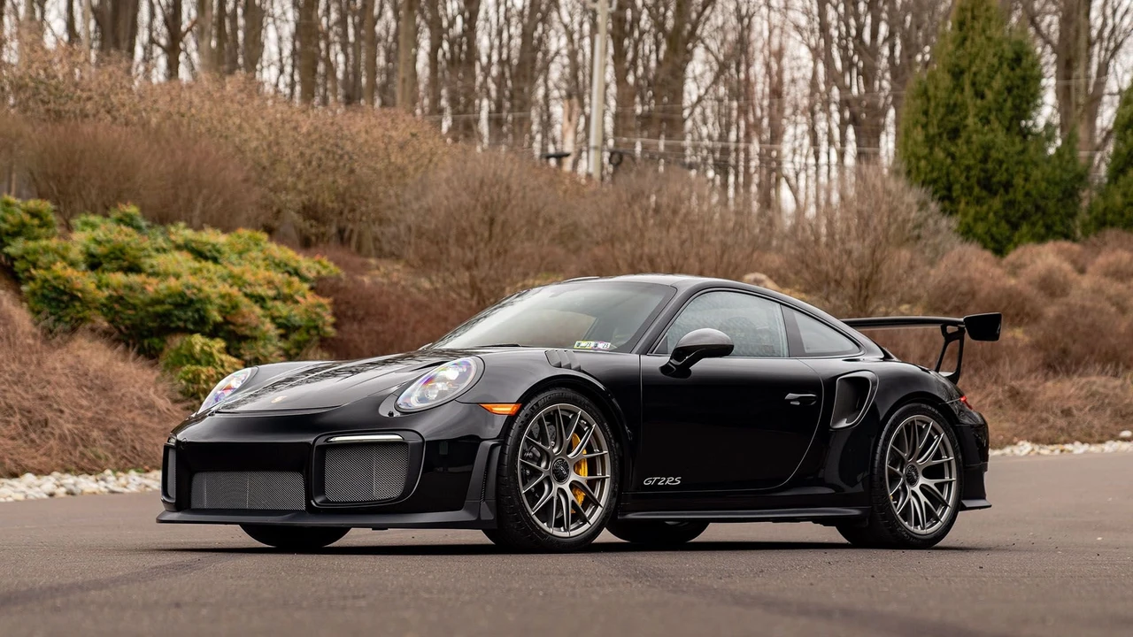 2018 Porsche 991 GT2 RS - Image 5 of 31