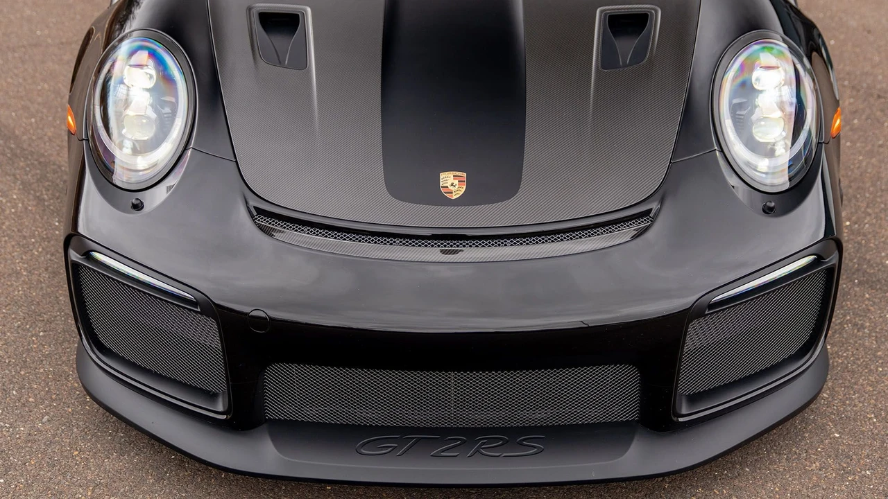 2018 Porsche 991 GT2 RS - Image 22 of 31