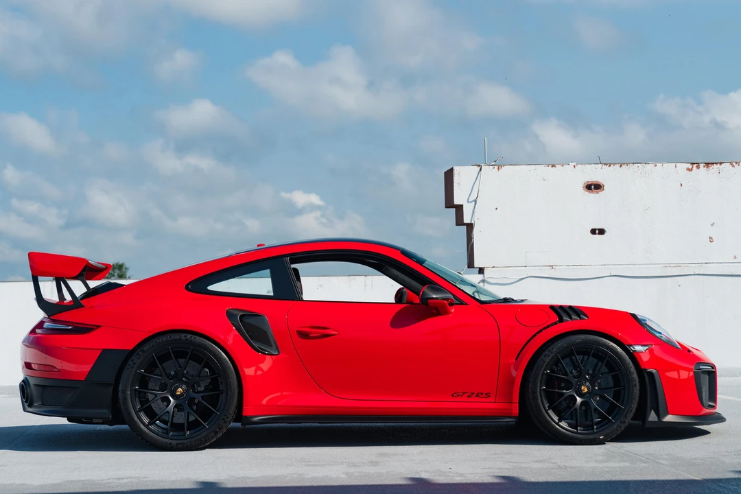 2018 Porsche 991 GT2 RS - Image 3 of 31
