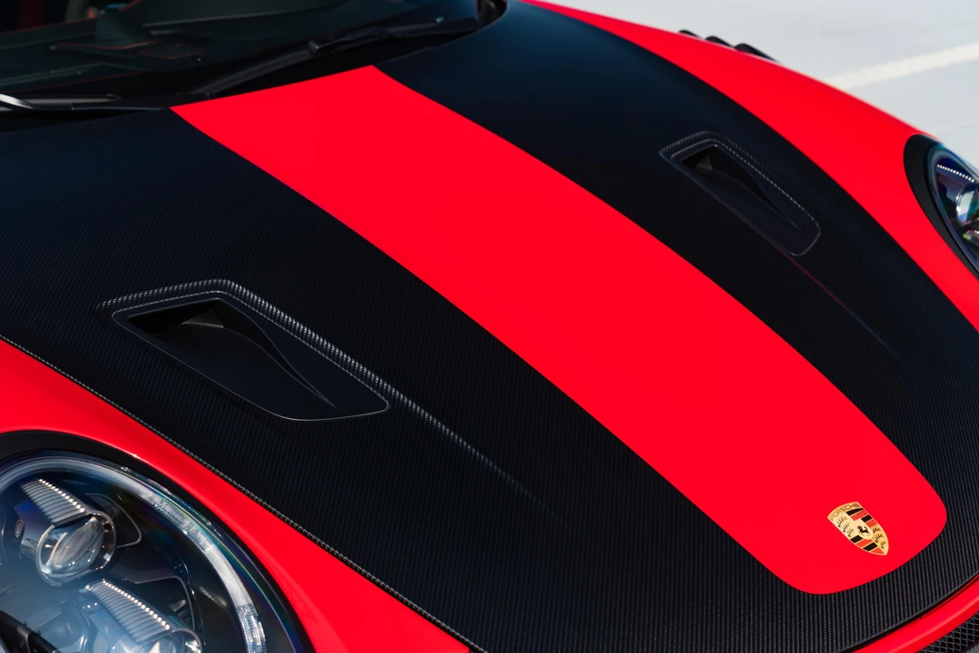 2018 Porsche 991 GT2 RS - Image 12 of 31