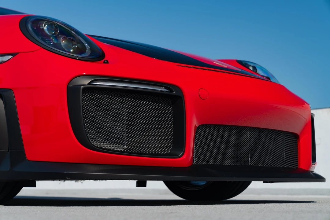 2018 Porsche 991 GT2 RS - Image 14 of 31