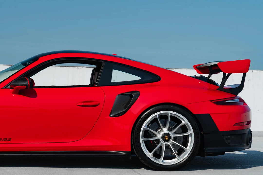 2018 Porsche 991 GT2 RS - Image 28 of 31