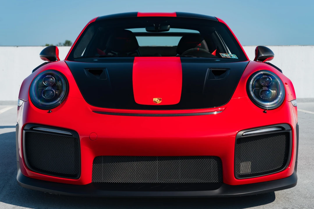2018 Porsche 991 GT2 RS - Image 2 of 31