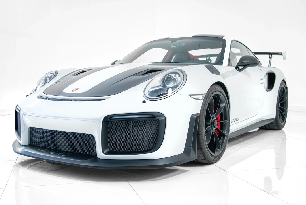 2018 Porsche 991 GT2 RS - Image 4 of 31