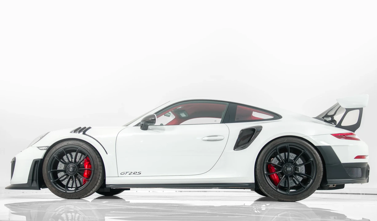2018 Porsche 991 GT2 RS - Image 6 of 31