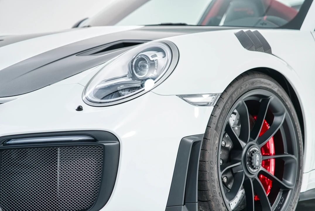 2018 Porsche 991 GT2 RS - Image 11 of 31