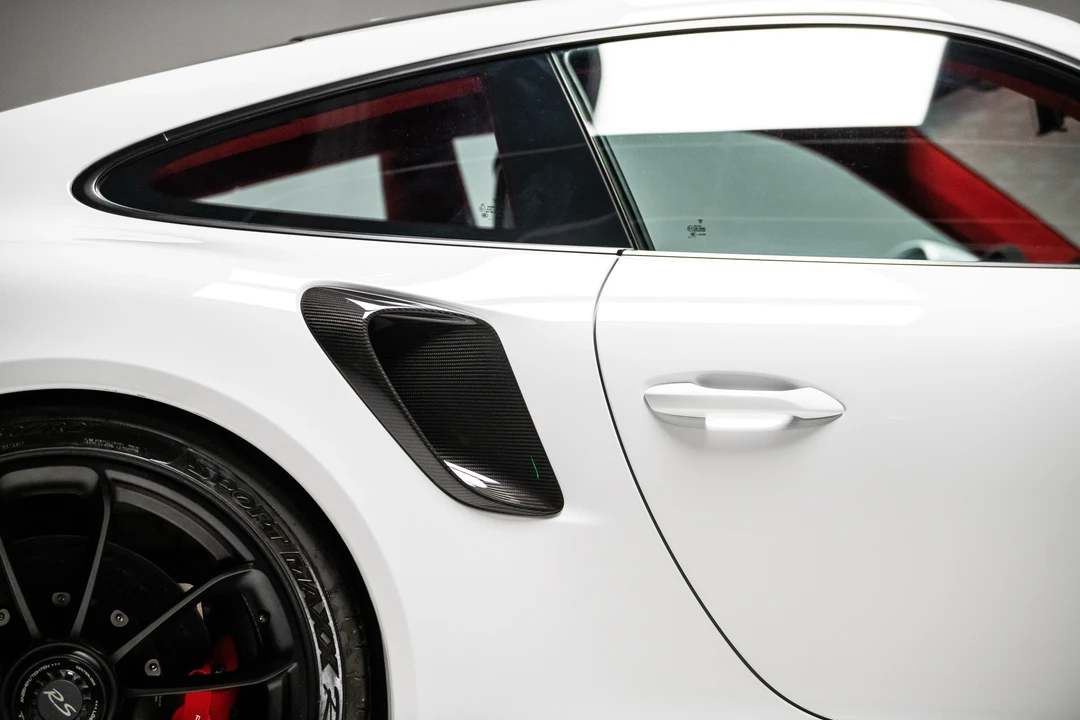 2018 Porsche 991 GT2 RS - Image 28 of 31