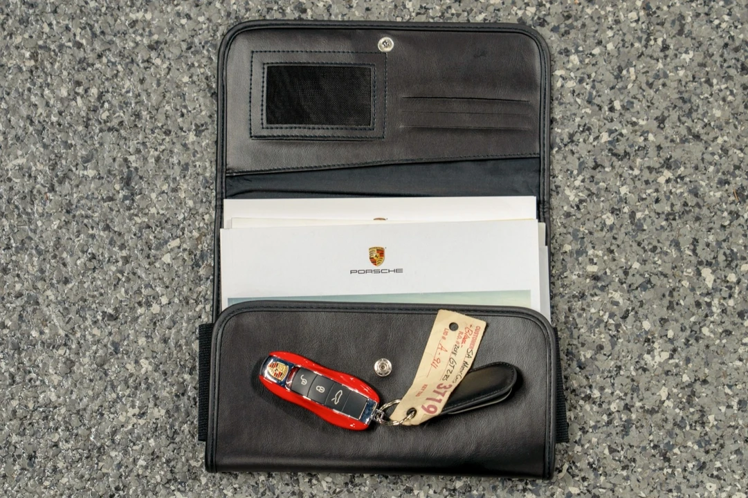 2018 Porsche 991 GT2 RS - Image 19 of 21