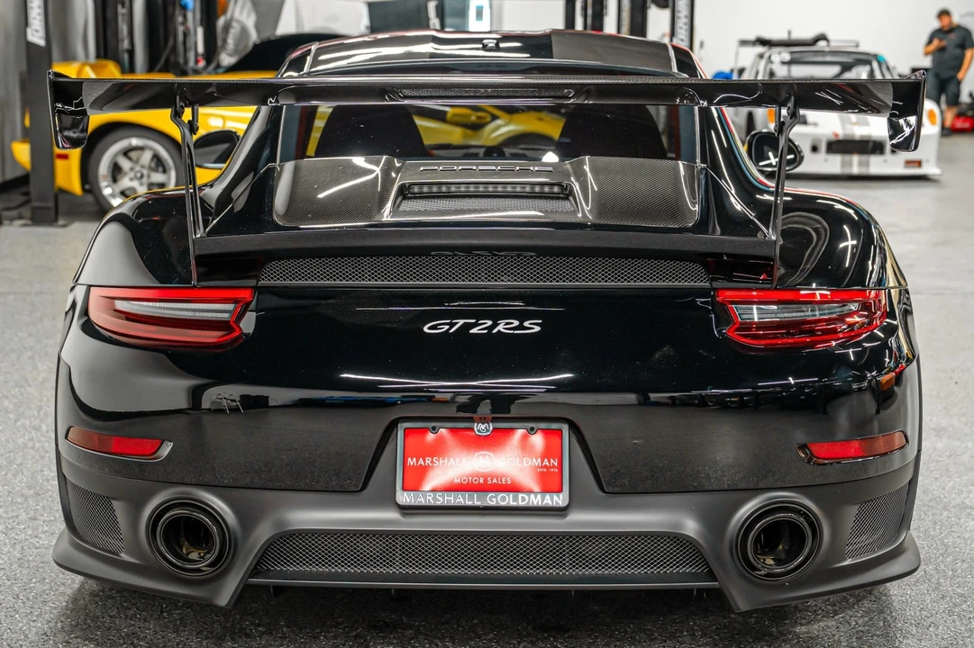 2018 Porsche 991 GT2 RS - Image 7 of 21