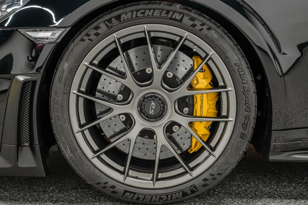 2018 Porsche 991 GT2 RS - Image 9 of 21