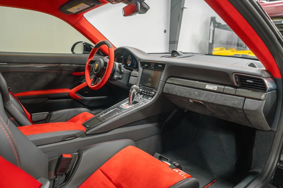 2018 Porsche 991 GT2 RS - Image 13 of 21
