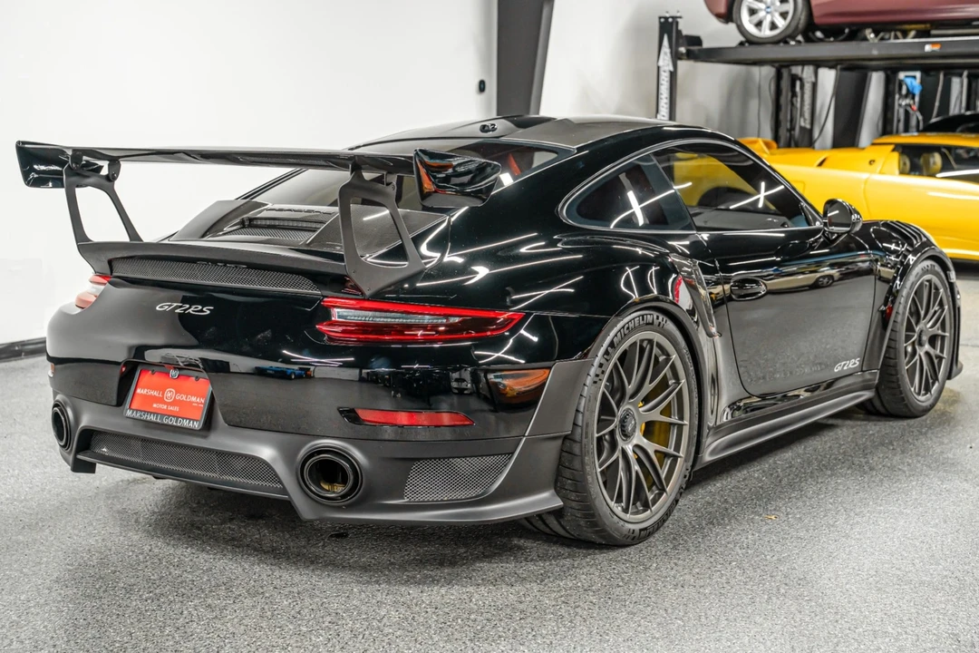 2018 Porsche 991 GT2 RS - Image 8 of 21