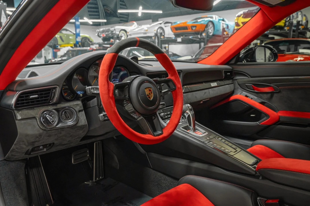 2018 Porsche 991 GT2 RS - Image 12 of 21