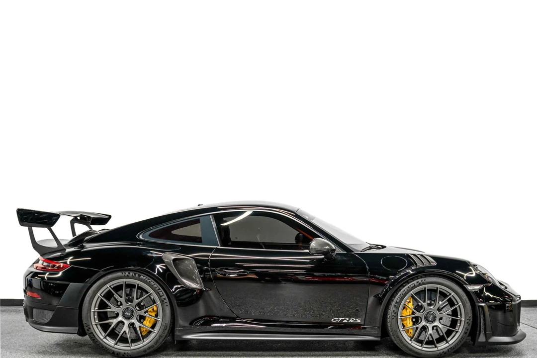 2018 Porsche 991 GT2 RS - Image 2 of 21