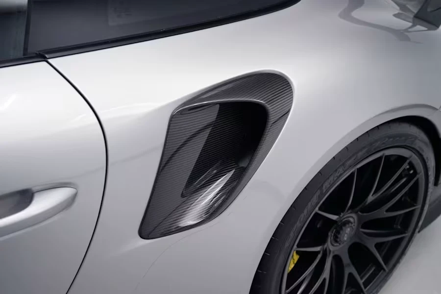 2018 Porsche 991 GT2 RS - Image 12 of 31