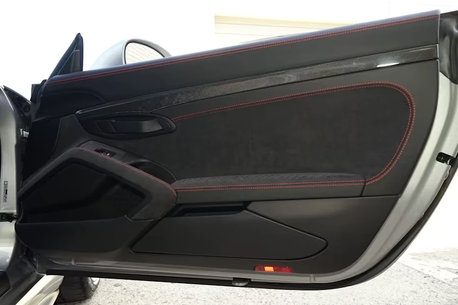 2018 Porsche 991 GT2 RS - Image 27 of 31