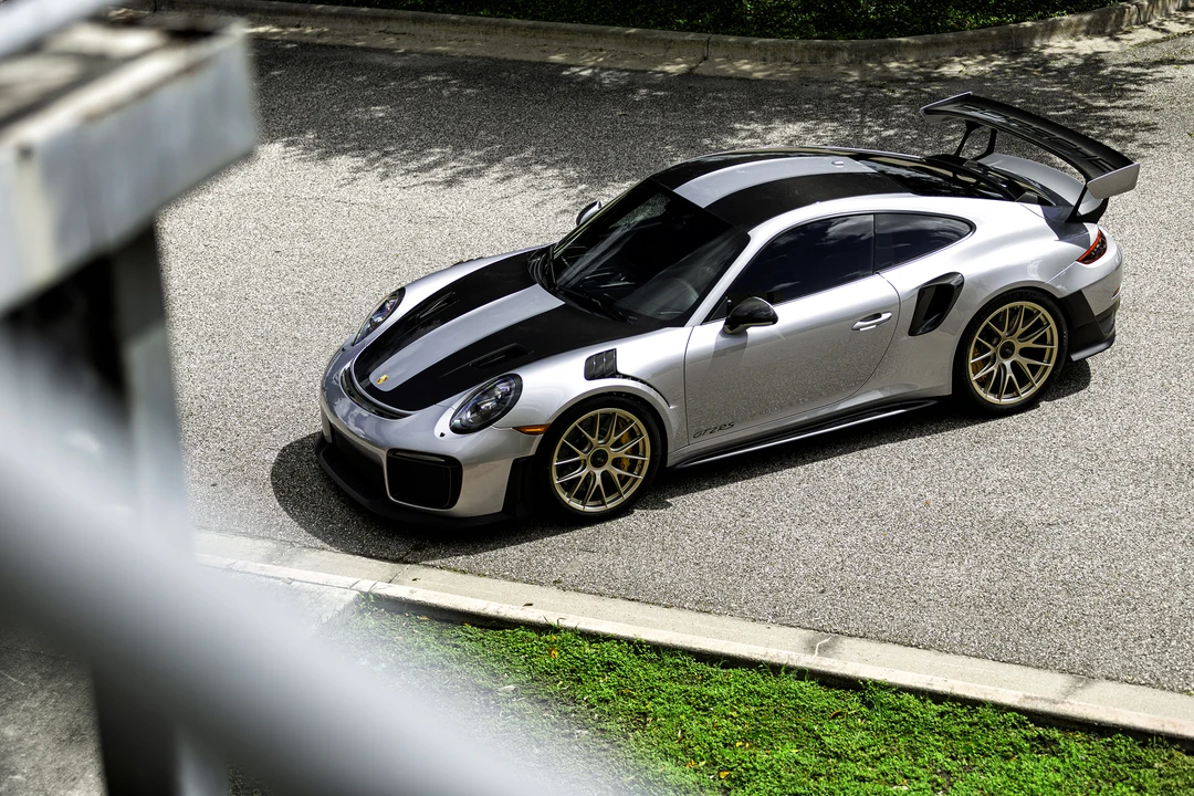 2018 Porsche 991 GT2 RS - Image 11 of 31