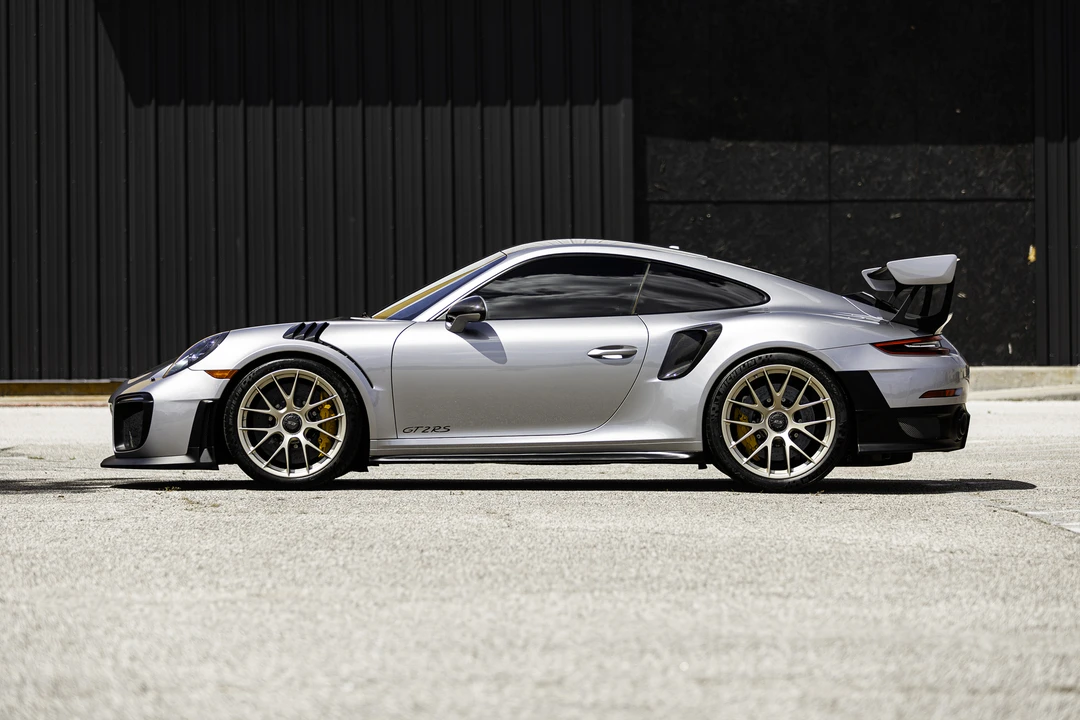 2018 Porsche 991 GT2 RS - Image 10 of 31