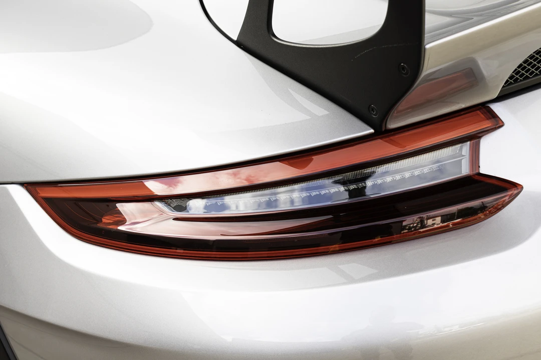 2018 Porsche 991 GT2 RS - Image 29 of 31