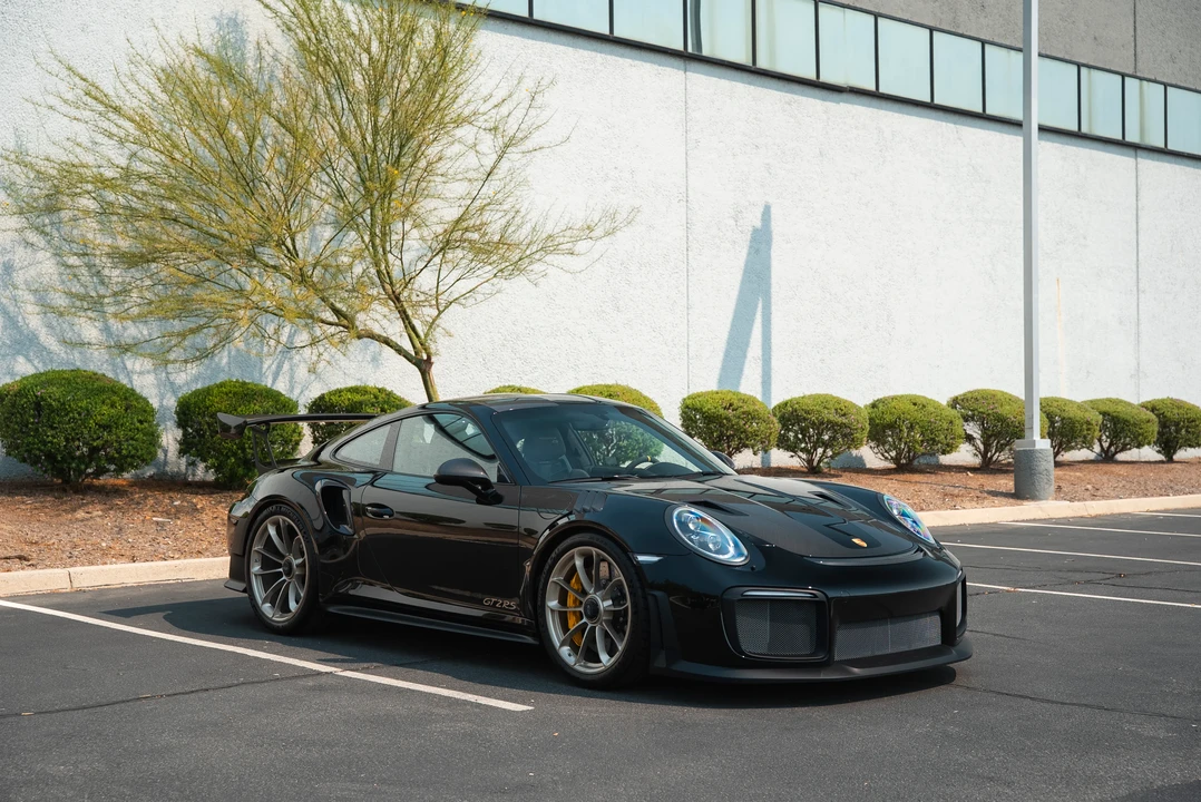 2018 Porsche 991 GT2 RS - Image 12 of 31