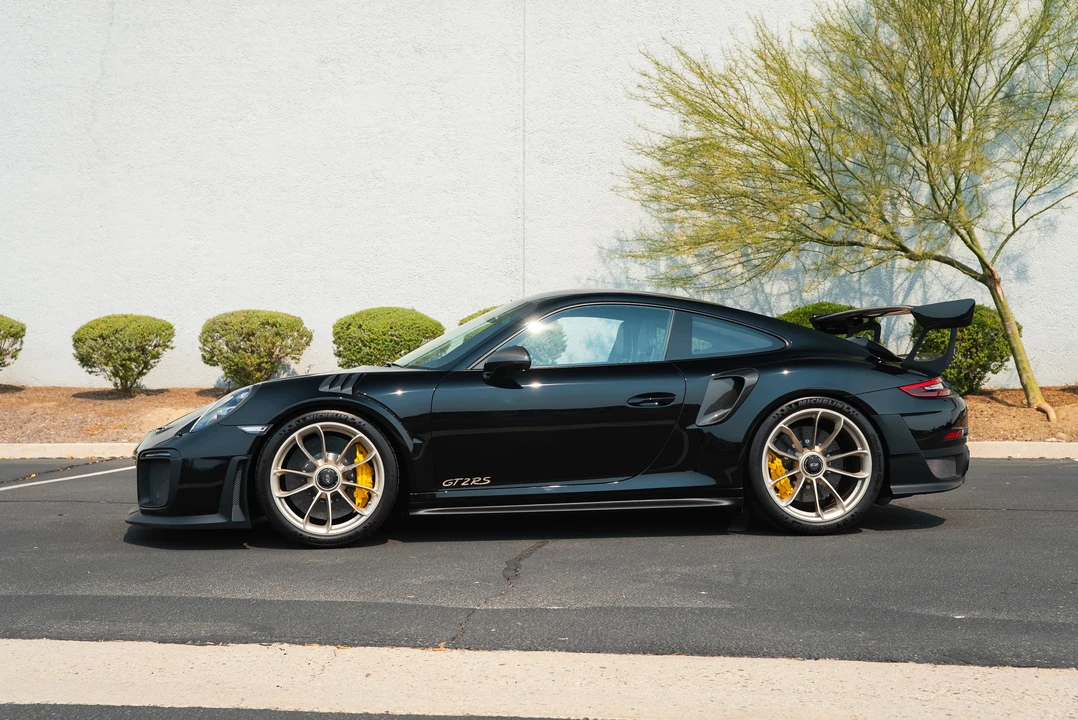 2018 Porsche 991 GT2 RS - Image 10 of 31