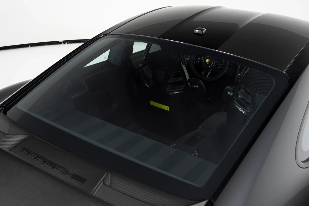 2018 Porsche 991 GT2 RS - Image 27 of 31