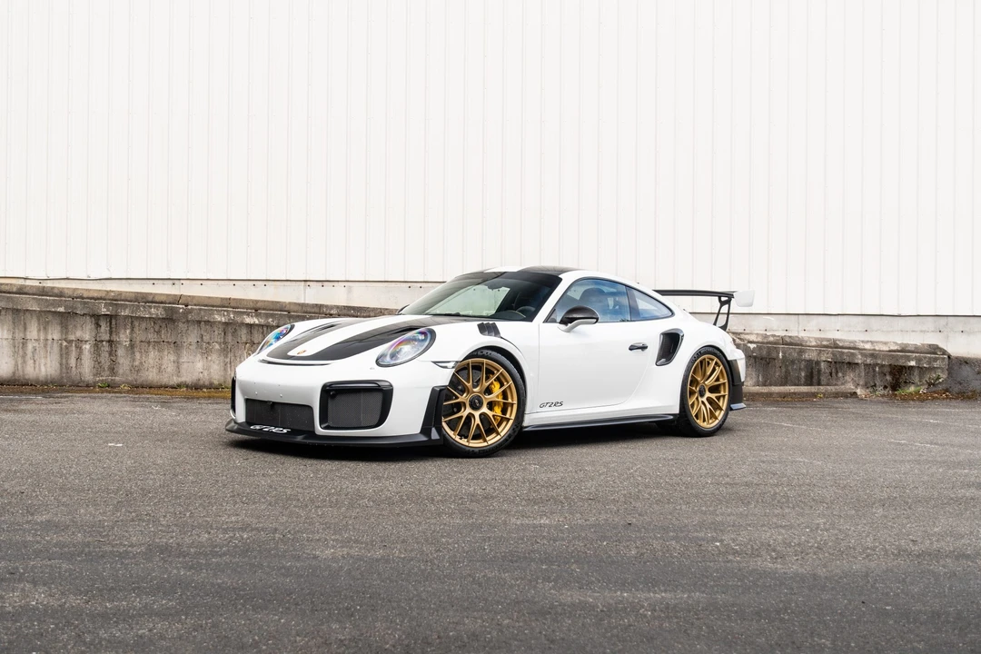 2018 Porsche 991 GT2 RS - Image 2 of 31